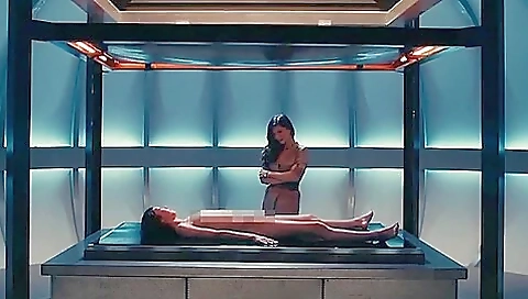 Japanese Girl Tries A Vacuum Bed For The First Time Japanese Girl Tries A Vacuum Bed For The First Time