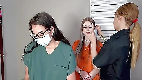 2 Cute Girls In Jail 2 Cute Girls In Jail